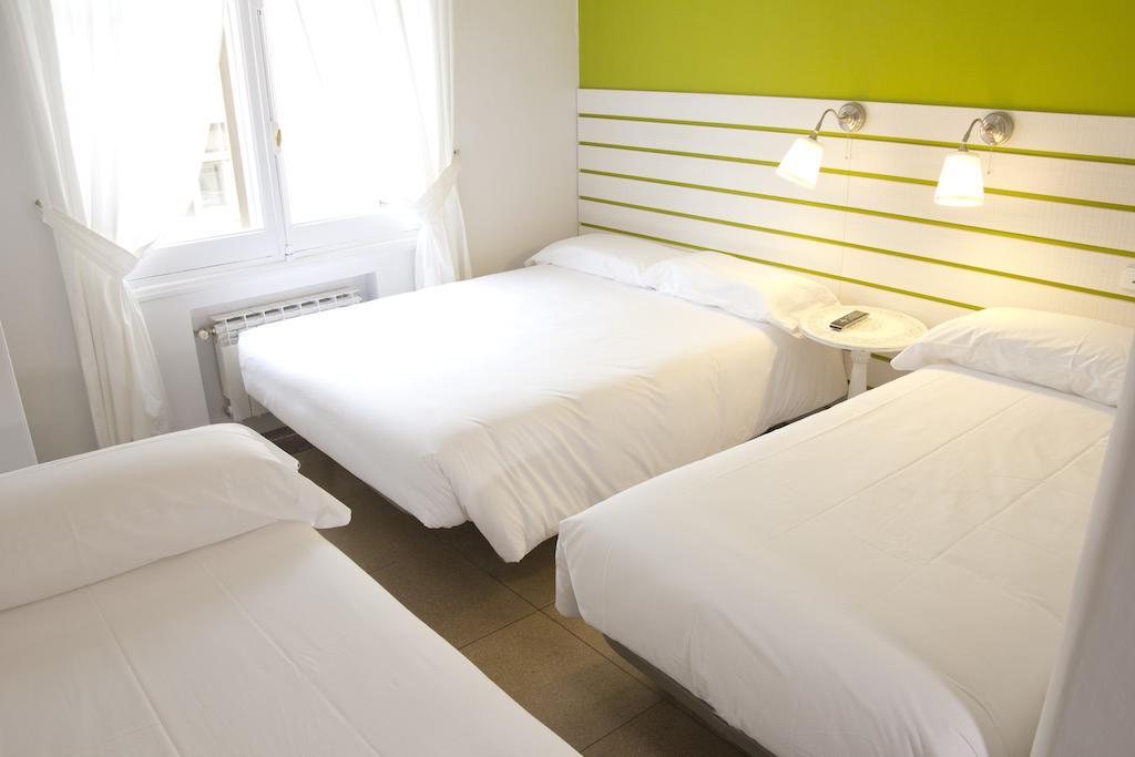 Hostal Monjes Peregrinos Burgo Szoba fotó