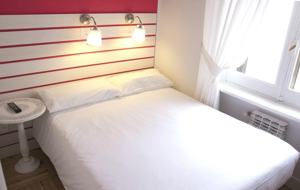 Hostal Monjes Peregrinos Burgo Szoba fotó